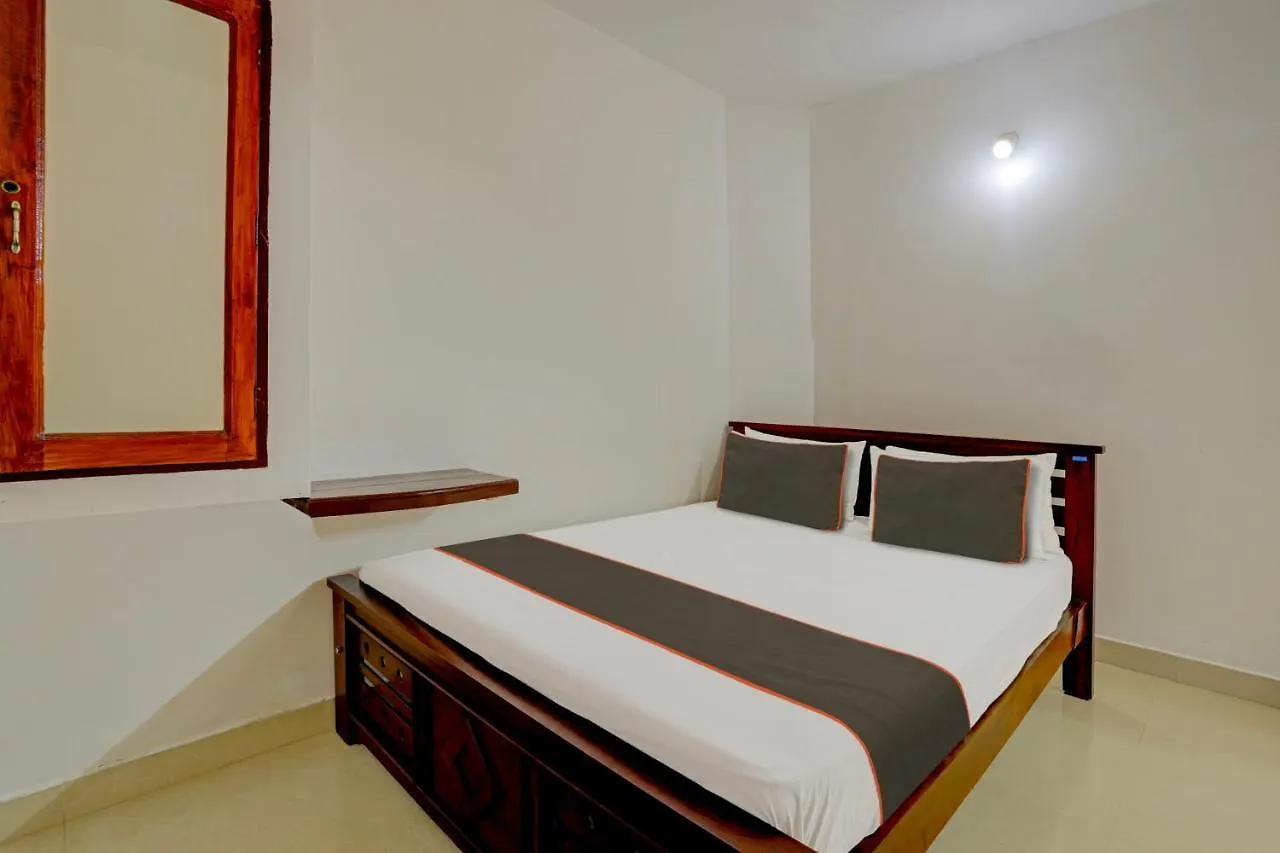 Collection O Nest Hotel. Rooms ,Restaurant. Thiruvananthapuram